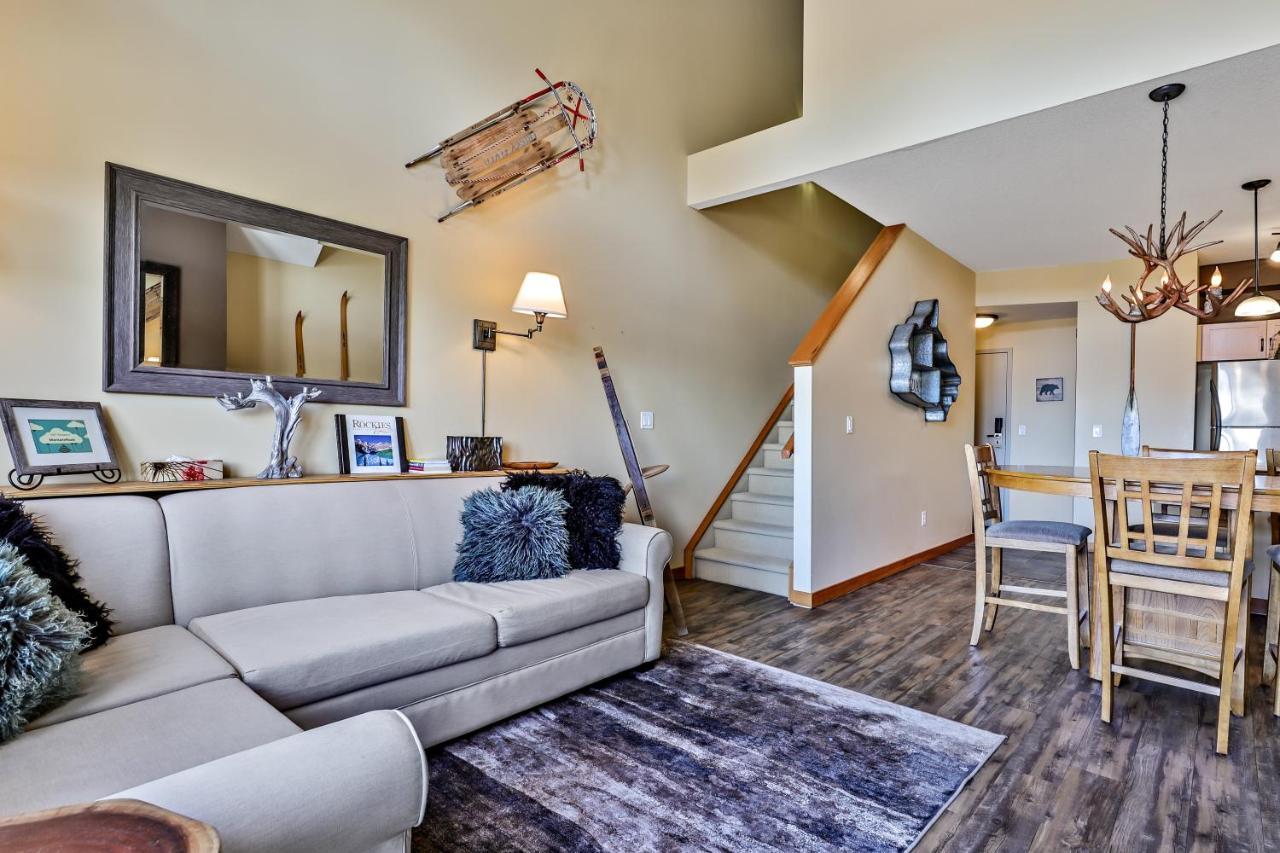 Spectacular Mountain View Corner Unit Pool Hot Tub Park Pass Canmore Exterior photo